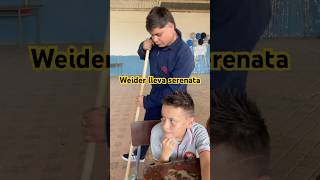 Weider lleva serenata humor leogarcia comedia shortvideo [upl. by Lewin]