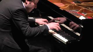 Lukas Vondracek interpreta Scriabin [upl. by Namlak125]