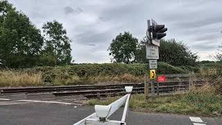 Collingham amp Swinderby Road Level Crossing Nottinghamshire 04092024 [upl. by Ambrose]