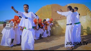 DHAANTADII UGU MUUQAALKA QURUXDA BADNAYD ALFANAN ABDIQAADIR [upl. by Nirrok]