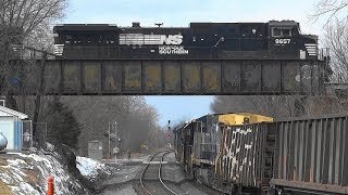 CSX amp NS Freight Train Meet with Lots of Engines [upl. by Husch]