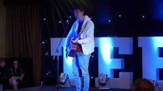 Ryan OShaughnessy  First Kiss live [upl. by Yeta]