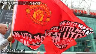 Manchester United ready to hand tripleyourmoney deal to £29000aweek forward [upl. by Litnahs428]