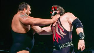 Kane powerslams Big Show from the Royal Rumble Match Royal Rumble 2002 [upl. by Eilyah]