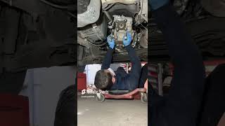 Getriebe ausbauen automobile mechanic mechaniclife diy repair mechanical cars car indian [upl. by Anitel981]