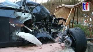 BMW 330i CRASHED into Bridge Rail  Krachte in Brückengeländer Backnang 01122016 [upl. by Issi]