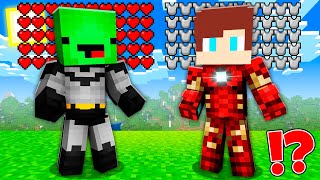 JJ Iron Man vs Mikey Batman SUPERHERO Battle  Minecraft Maizen [upl. by Oaks]