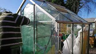 fitting the polycarbonate on my greenhouse [upl. by Anaert]