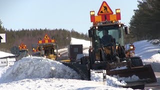 Volvo L90F  Veekmas F2428  L60H  Cutting snowbanks at Route E4 [upl. by Sedruol]