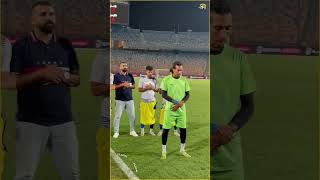 لاعبو الألومنيوم يؤدون صلاة المغرب بين شوطي المباراة [upl. by Vey]