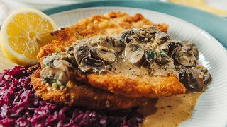 How to Make Authentic German Jägerschnitzel Crisp Pork Cutlets with Mushroom Gravy [upl. by Lichter]