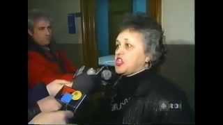 Yolande Ouellet au palais de justice 11 avril 2000 [upl. by Kcirderfla]