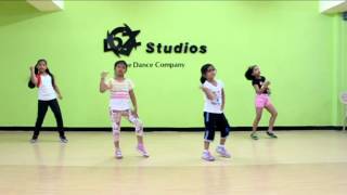 Lat lag gayee race 2 and hookah bar khiladi 786 excellent and superb dance by cute kids [upl. by Clevie]