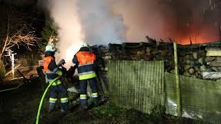 Hohenems Brand einer Riedhütte sorgt für Großeinsatz der Feuerwehr [upl. by Etac]