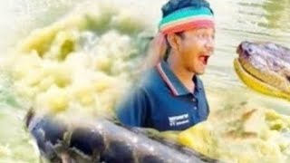 ANACONDA ATTACKS fishing boy in water  Ataque de anaconda  fun made movie [upl. by Nauqet]