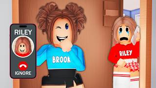 IGNORING My SISTER For 24 HOURS in Roblox Snapchat [upl. by Yensehc]