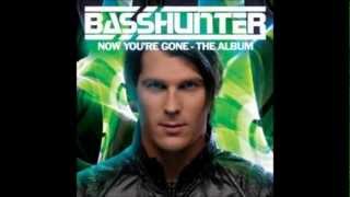 Basshunter  Boten Anna legendado [upl. by Llerrah]