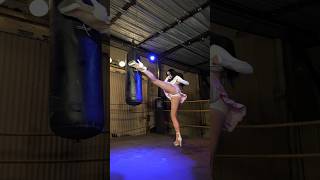 Nicki Minaj  Everybody  Samantha Ling Kickboxing in Heels [upl. by Ettenom327]