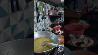 Baingan aloo ki sabji food handi recipe kitchenhandi cooking besthandi youtubeshorts 😋😋👍💯🙏🙏🤣 [upl. by Georgy669]