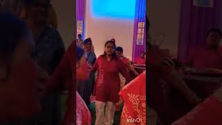 Dancing to the beats of dhak 🎶🥁joyous celebration pujo tradition youtubeshorts ❤🤍 [upl. by Rairb]