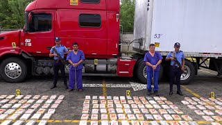 Policía Nacional ocupa más de 200 kilos de cocaína y detiene a cinco personas [upl. by Ardekahs]