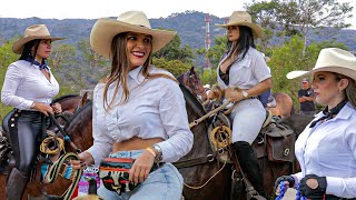 IncreÃ­ble CABALGATA de MUJERES en Trujillo  Valle  Colombia 2023 [upl. by Ldnek540]