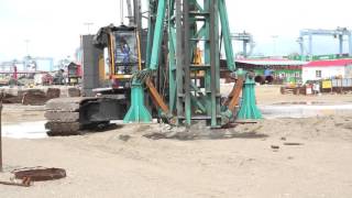 Suspension Type Piling Rig from STARKE [upl. by Naiviv675]