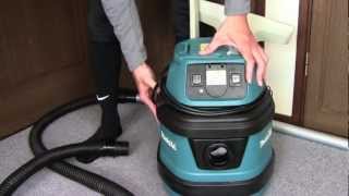 Makita WetDry Vacuum Dust Extractor 471 [upl. by Ostap]