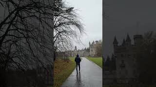 Balmoral Castle berada di Aberdeenshire Skotlandia United Kingdom [upl. by Lockwood]