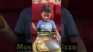 🤔 Mushroom pizza 😍 ஆனா quotMushroomquot தான் இல்லை 🤣 [upl. by Schwarz996]