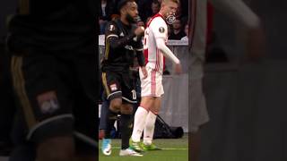 17yearold Matthijs de Ligt vs Lacazette 🗿 [upl. by Partan]