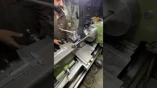 Steel Shaft Cutting in Sharp tool shortsfeed machine automobileengineering metalmachine [upl. by Magocsi964]