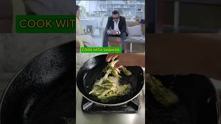 Farah Khan Special Bhindi Fry 😋 shorts youtubeshorts cookwithshahida [upl. by Giselle]