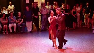 Michael Nadtochi und Paula Duarte bei Pan y Tango 1 [upl. by Eralcyram]