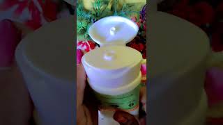 Mamaearth vitamin C Daily glow face creammamaearthvitaminc mamaearth mamaearthproducts [upl. by Ahsenot411]