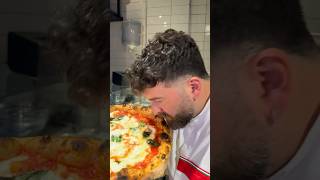 La vera pizza Margherita fatta a regola d’ arte vincenzocapuano napoli pizzacontemporanea [upl. by Cindra827]