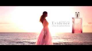 Yves Rocher  Nuevo Perfume Comme Une Evidence Intense [upl. by Fenelia]