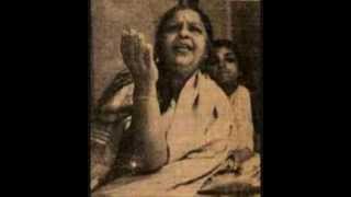 Siddheshwari Devi  Thumri  Khamaj [upl. by Sirtemed]