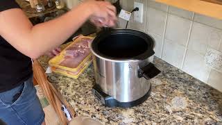 Review of the Hamilton Beach Sear amp Cook Stock Pot Slow Cooker with Stovetop Safe Crock 10 Quart [upl. by Bhayani]