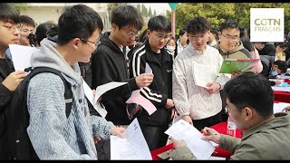 Marché de lemploi en Chine  quotLabondance des ressources humaines demeure latout majeurquot [upl. by Chiquita]