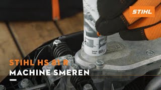 Machine smeren HS 81 R  STIHL Benzine heggenscharen [upl. by Eiuol]