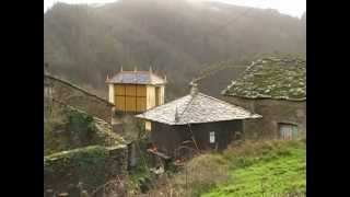 Bonito pueblo de Galicia en Ribadeo Lugo [upl. by Ecinnej]