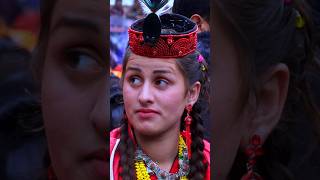 How kalash girls marrying kalash larkian shadi kaise krte hain kalash valley kalash marriage style [upl. by Aney]