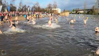 Nieuwjaarsduik Houten 2024 [upl. by Ahsaelat]