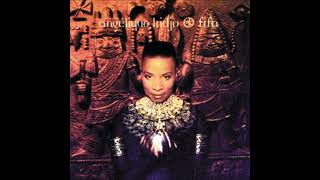 WOMBO LOMBO  ANGELIQUE KIDJO  1996  AFRICAN SONG [upl. by Nakada]