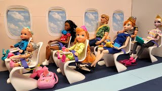 Airplane  Elsa amp Anna toddlers are flying on vacation  airport  Barbie dolls [upl. by Nej]