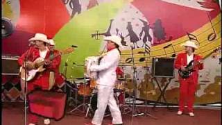 ROSENDO AMPARANO LA CUMBIA MORENA [upl. by Arocet]