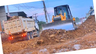 Great Moment Bulldozer SHANTUI SD16 And Deep Truck 25T Adding More Rock Soils For Scatting Info [upl. by Doerrer]