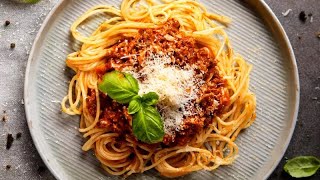 Italienische Bolognese selber machen ￼ [upl. by Yemiaj]