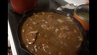 COUNTRY STYLE CUBE STEAK AND GRAVY WITH ONIONS RECIPE [upl. by Fisch]